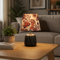 Lampe de table LED moderne en porcelaine, nouveauté, pour la maison et l'hôtel, avec abat-jour en tissu fleuri – Offre spéciale
