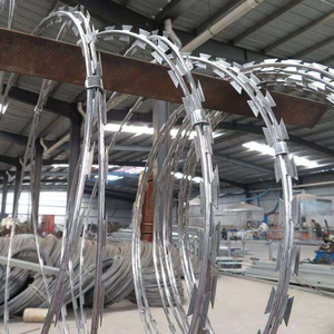 Venta Directa de Fábrica, Alambre de Púas Galvanizado Marca Yuking, Rollo de Alambre de Púas para Seguridad, Venta Directa de China - Product Image 2