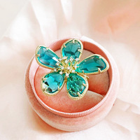 Bague ouverte personnalisée européenne et américaine, motif fleur en cristal exagérée, élégante et féminine, style célébrité internet