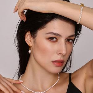 Collier en or luxueux anti-ternissement 18 carats en acier inoxydable véritable avec perle d'eau douce, coffret cadeau pour femmes et filles - Product Image 2