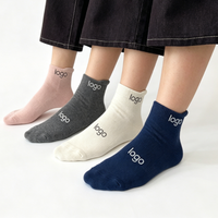 Chaussettes de sport ultra douces et respirantes, MOQ ultra bas, logo personnalisé, taille personnalisée, matière en coton peigné