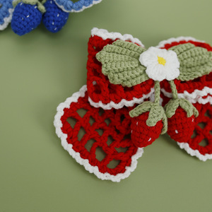 Fiocco dolce, fermaglio per capelli a fragola, copricapo in lana lavorato a mano all'uncinetto, accessorio per capelli in rete da donna, prodotto finito - Product Image 3