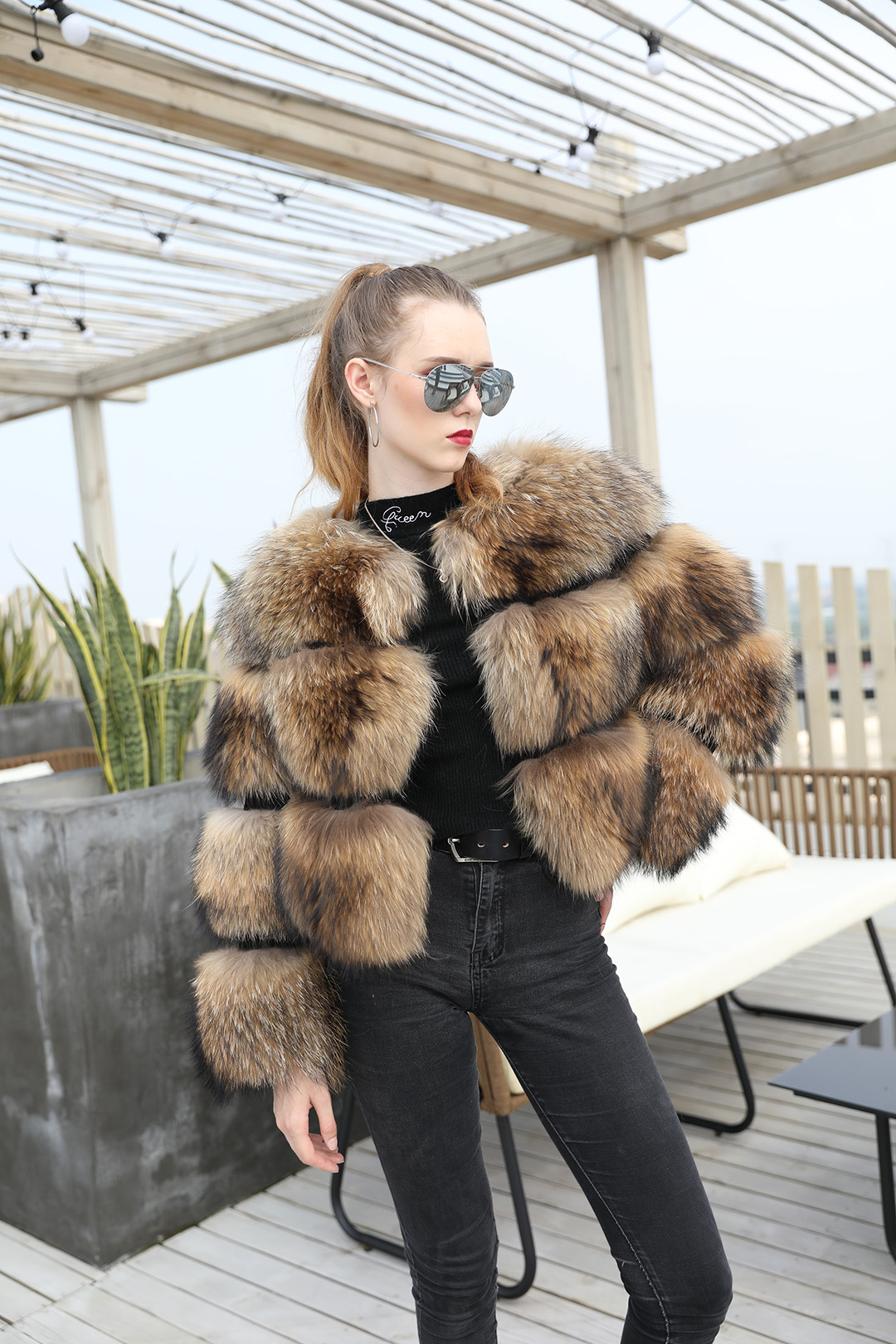 Wholesale Women's Fluffy Raccoon Fur Coats - Luxury Winter Wear