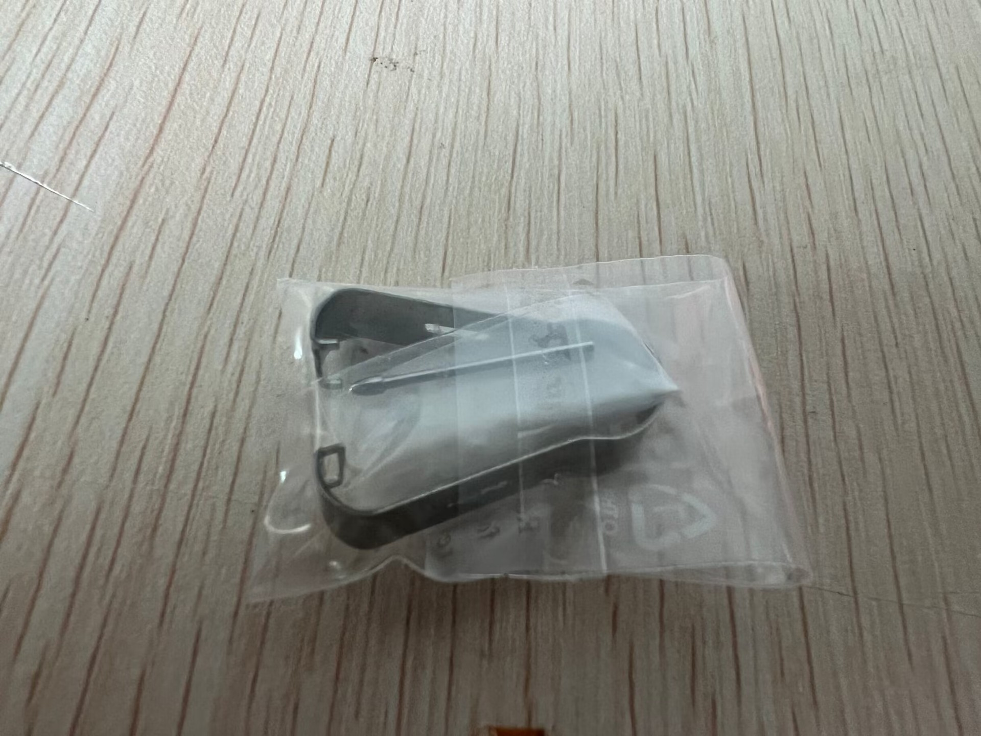 Plata-4 NIB 1 clip