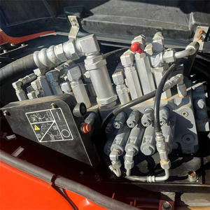 Escavatore Usato Kubota Kx183-3 Mini Escavatore 8 Tonnellate Kx155 Kx163 Kx165 Kx185 Basso Consumo di Carburante con A/C in Offerta - Product Image 3