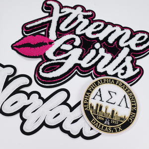 Écusson brodé rond de petite taille avec bordure rouge à lèvres, lettre grecque en chenille douce, patchs personnalisés à repasser - Product Image 4