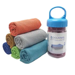 Asciugamano di raffreddamento istantaneo del collo di ghiaccio dell'asciugamano fresco istantaneo di sport della microfibra eccellente all'ingrosso poco costoso in bottiglia