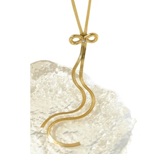 Schleifenanhänger-Halskette für Damen, Edelstahl, leichter Luxus, modische Halskette, europäischer Stil, Schleifenschmuck - Product Image 3