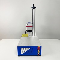 Machine de marquage laser à fibre compacte de bureau 20W 30W 50W pour le travail de gravure sur métal