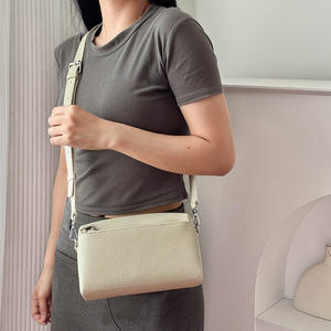 Bolsos de PU Clásicos Vintage para Mujer, Modernos, Ligeros, Duraderos, de Gran Capacidad, Bolsos Cruzados de Hombro para Otoño/Invierno/Verano - Product Image 5