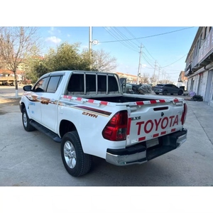 Voiture d'occasion <span class=keywords><strong>Toyota</strong></span> <span class=keywords><strong>Hilux</strong></span> 2015, conduite à gauche, 4 portes, 5 places, pick-up, faible kilométrage, essence, intérieur foncé, automatique, LHD - Product Image 4