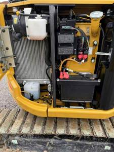 รถขุดตีนตะขาบขนาดเล็ก Caterpillar CAT303 303CR 303ECR 3 ตัน ปี 2022 พร้อมมอเตอร์ KYB Cummins เครื่องยนต์ Changchai พร้อมเบรกเกอร์ ปั๊มเกียร์ 0.3 เมตร - Product Image 6