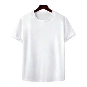 เสื้อยืดผู้ชายสีขาว ผ้าฝ้าย 100% แขนสั้น คอกลม ทรงปกติ โลโก้ด้านหน้า ผ้าถัก สีพื้น ดีไซน์เรียบง่าย - Product Image 1