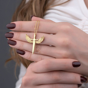 Collana con Ciondolo a Forma di Ali d'Angelo, Gioiello di Moda - Product Image 2