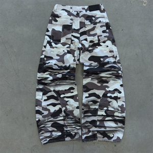 Pantalones cargo de trabajo de pierna ancha holgados con bolsillo de camuflaje para hombre con logotipo personalizado - Product Image 2