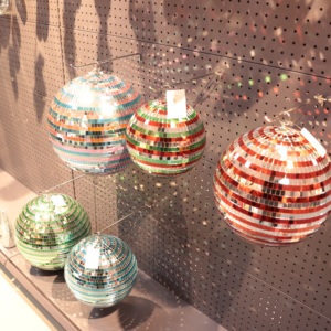 Boule disco en verre miroir de haute qualité, faite à la main par Southpeak, en forme de cercle de tuiles, pour la décoration de bars, mariages, KTV, discothèques et spectacles sur scène. - Product Image 3