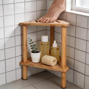 Estante de baño triangular de madera de doble capa, independiente, con reposapiés para ducha y almacenamiento para artículos de aseo y plantas - Product Image 1