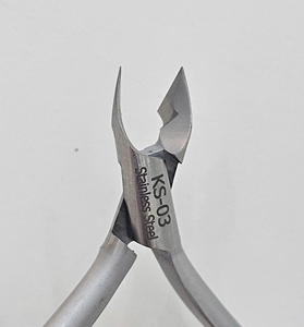 Cortauñas de Acero Inoxidable con Apertura de Mandíbula de 7.0 mm, Cortador de Uñas Profesional con Hoja Curva y Punta Afilada, Herramienta de Manicura para Adultos - Product Image 5