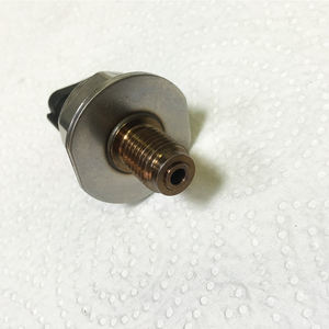 Высококачественный датчик давления дизельного топлива в рампе для транзита Vii 2,2/2,4/3,2 TDCI 06-16 55pp05-01/04106028026/55pp0501 датчик топлива - Product Image 3