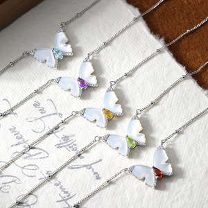 Delicado Collar Gargantilla con 9 Mariposas de Nácar, Plata de Ley 925, Piedra Natural Tallada en Forma de Pera de 3*5mm, Joyería Fina, Regalo de Moda - Product Image 3