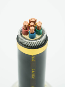 구리 4 코어 <span class=keywords><strong>Xlpe</strong></span> 절연 Pe 피복 스틸 테이프 갑옷 웨어러블 케이블 - Product Image 4