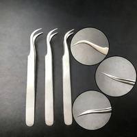 Pince à cils en acier inoxydable Yucagci, design plume dorée, haute précision, pour extensions et recourbages, pointe lisse pour un effet éclatant