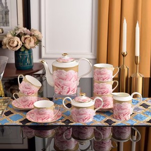 Service de Table en Porcelaine Fine à Bord Doré, 58 Pièces, Motif Floral, Comprenant Bols et Assiettes, pour Usage Domestique – Vente en Gros - Product Image 6