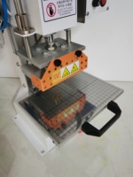 Machine de estampage à chaud, poinçonnage et de découpe automatique, pneumatique