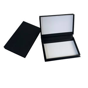 Boîte cadeau en papier <span class=keywords><strong>noir</strong></span> et blanc personnalisée pour portefeuille pour hommes, ensembles <span class=keywords><strong>ceinture</strong></span> gaufrée revêtue d'UV avec emballage de cadre photo laminé mat - Product Image 1