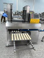 Bun cuit à la vapeur automatique d'approvisionnement d'usine faisant la chaîne de production farcie de chignon Baozi de machine