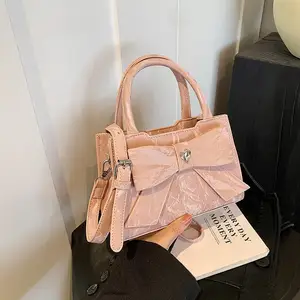 Nueva llegada 2024 colección Primavera Verano diseños simples bolsos de moda para mujer pequeños bolsos cuadrados para mujer con pajarita