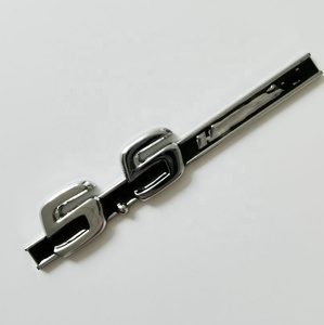 Emblema Badge AMG in Metallo Cromato 5.5 6.3 3.2 Adesivo Laterale per Parafango Compatibile con <span class=keywords><strong>Mercedes</strong></span> <span class=keywords><strong>BENZ</strong></span> - Product Image 2