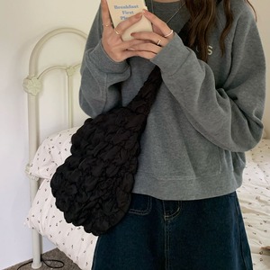 Bolso tipo nube de estilo coreano, color blanco, con una sola correa, cierre de cremallera, ligero, moderno, para ir al trabajo, primavera 2024 - Product Image 3