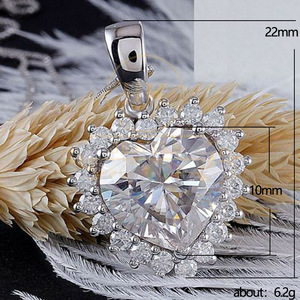Collana con Ciondolo a Cuore per Donne, Elegante Gioiello d'Amore, Accessorio di Moda per Uso Quotidiano, Idea Regalo - Product Image 4