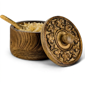 Contenedor de Especias de Madera Hecho a Mano con Cuchara y Hebilla, Diseño Rústico, Apilable, Hermético, Ecológico y a Prueba de Humedad para Almacenamiento de Alimentos - Product Image 1