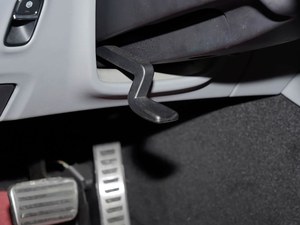 2026 SAIC <span class=keywords><strong>MG</strong></span> Cyberster Legend AWD 520km Voiture de sport décapotable 100% électrique Gris Andin - Product Image 6