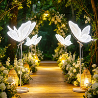 Lampe sur pied LED, décoration de scène pour allée, papillon suspendu en tissu, lumière romantique et magnifique pour mariage