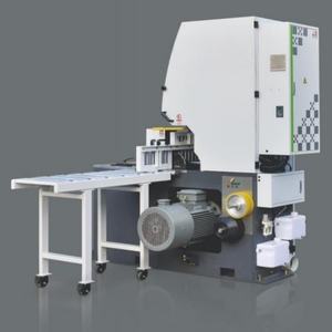 Sierra de Cinta Vertical para Madera, CNC, Alimentación Automática, Alta Velocidad, Alta Precisión, 17kW, Sierra de Inglete de 0-45 Grados - Product Image 1