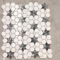Carreaux de mosaïque hexagonale en pierre pour revêtement mural d'hôtels, villas, salons de thé et lieux de loisirs – Mosaïques Carrara Blanc