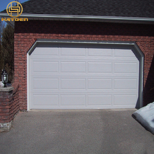 Porte de <span class=keywords><strong>garage</strong></span> sectionnelle automatique en acier coloré de 40 mm avec isolation en mousse PU, panneau à petits <span class=keywords><strong>carreaux</strong></span>, pour villa résidentielle - Product Image 2