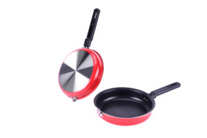 La Olla <span class=keywords><strong>de</strong></span> cocina Paella <span class=keywords><strong>de</strong></span> mariscos Pan láser <span class=keywords><strong>de</strong></span> acero inoxidable cubierta roja <span class=keywords><strong>de</strong></span> cocina <span class=keywords><strong>de</strong></span> Metal logotipo estufa Color - Product Image 2