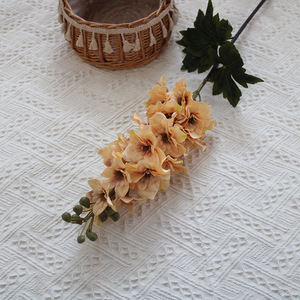 Fleur artificielle Delphinium à tige unique, idéale pour les mariages, la décoration intérieure, les hôtels et les présentations, une fleur décorative douce. - Product Image 2