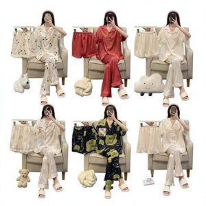 Ensemble de pyjama trois pièces pour <span class=keywords><strong>femme</strong></span>, motif dessin animé mignon, <span class=keywords><strong>taille</strong></span> élastique, prix bas, vente en gros, cardigan tissé à manches courtes et longues - Product Image 1