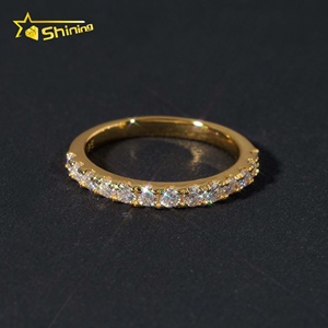 Anillos de compromiso de plata con moissanita de 2.2mm chapados en oro, tipo media eternidad, que pasan la prueba del diamante, para mujer - Product Image 1