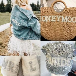 Vente flash : Ensemble <span class=keywords><strong>de</strong></span> patchs en feutre avec <span class=keywords><strong>perles</strong></span> et strass, alphabet A-Z, 26 lettres, faits à la main |   Appliques en lettres <span class=keywords><strong>pour</strong></span> vêtements, chapeaux, sacs, accessoires <span class=keywords><strong>de</strong></span> bricolage - Product Image 5