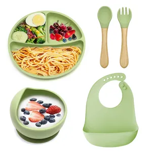 Wholesale Eco Tableware Baby Feeding Food Gift Sets Water Proof bib Silicone Baby spoon Bowl Bowls With Suction