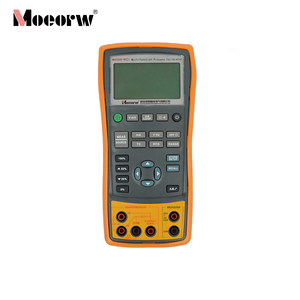 Calibrateur de processus haute précision pour la mesure et la sortie de courant, de tension, de fréquence et de résistance (TC RTD) avec communication PC - Product Image 1