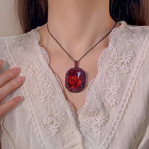 Premium Eco-friendly Copper Black Gold Plated Jewelry 20*<b>28mm</b> Green Cubic Zirconia Minimalist Large Hollow Pendant Necklace - Product Image 5
