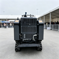 Chargeuse compacte : Contrôle complet des accessoires grâce à une hydraulique à double circuit et un moteur à 3 cylindres
