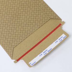 Sacs enveloppes en papier kraft écologiques avec fermeture autocollante et bande facile à déchirer pour l'expédition de documents et de vêtements - Product Image 3